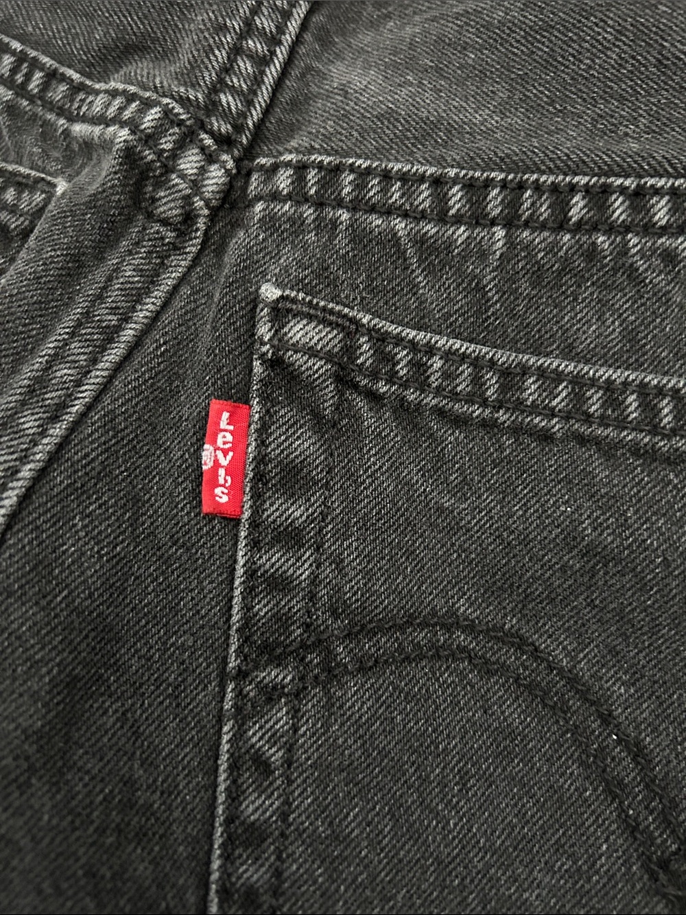 Black Levi 501 Distressed Button Denim Shorts size 30 - Picture 8 of 9